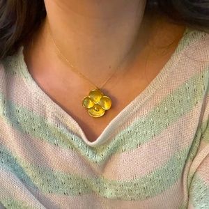 Oscar de la renta gold flower pendant